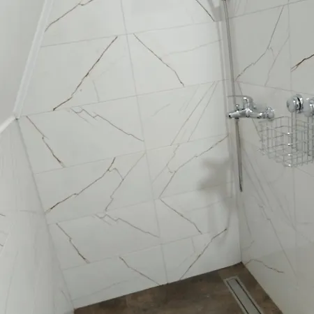 Brvnara Tarski Proplanak Kaludjerske Bare