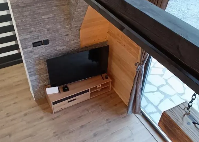 Brvnara Tarski Proplanak